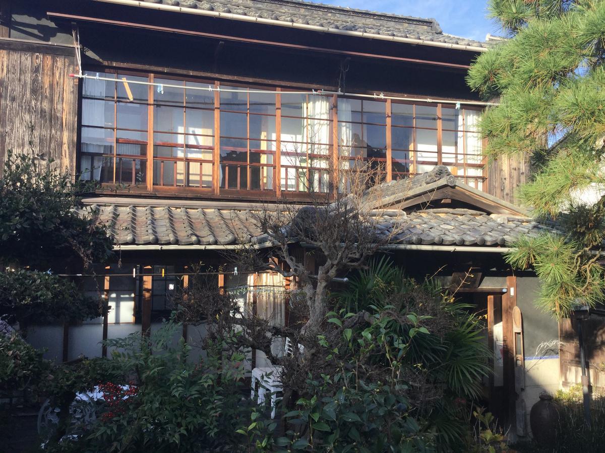 Oyajino Umi Bed & Breakfast Naoshima Ngoại thất bức ảnh