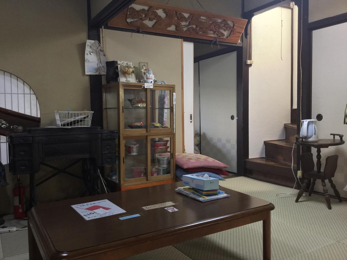 Oyajino Umi Bed & Breakfast Naoshima Ngoại thất bức ảnh